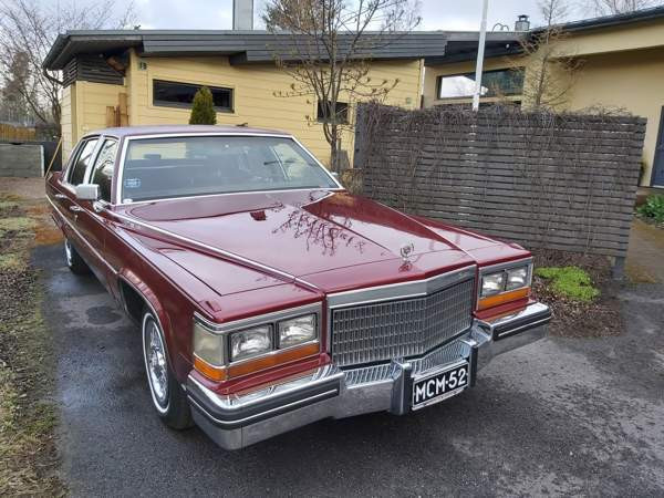 Cadillac Fleetwood Järvenpää - valokuva 5