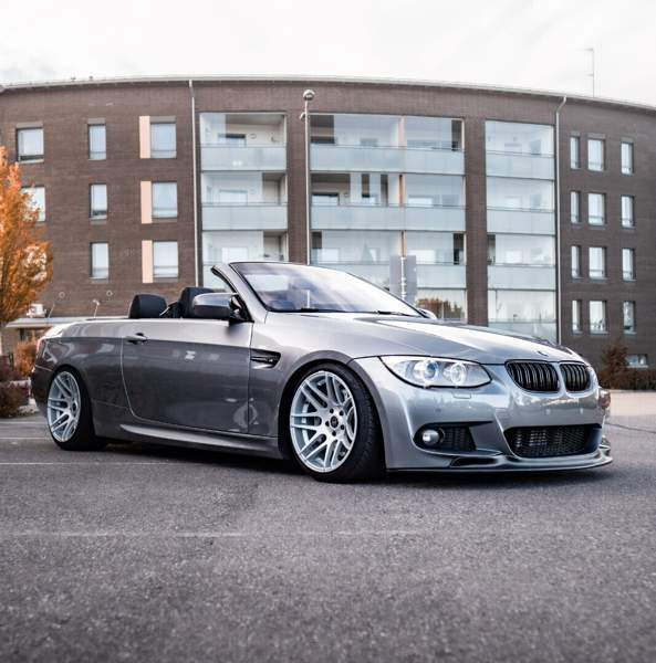 BMW 330 Эспоо - изображение 1