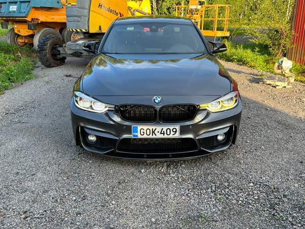 BMW 335 Mänttä-Vilppula - valokuva 1