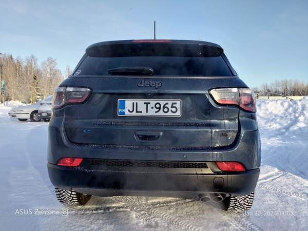 Jeep Compass Espoo - valokuva 3