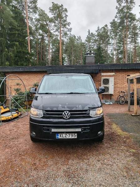 Volkswagen Multivan Lieto - valokuva 1