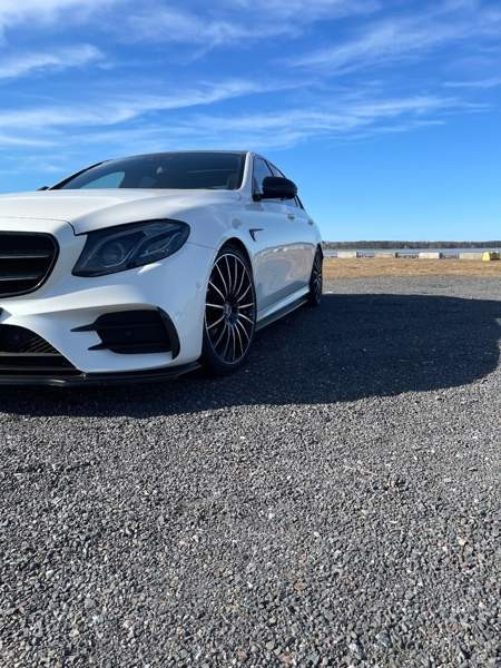 Mercedes-Benz E Lempaeaelae - photo 3