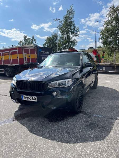 BMW X5 Вантаа - изображение 1