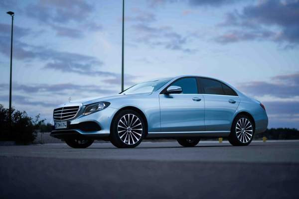 Mercedes-Benz E Espoo - valokuva 6
