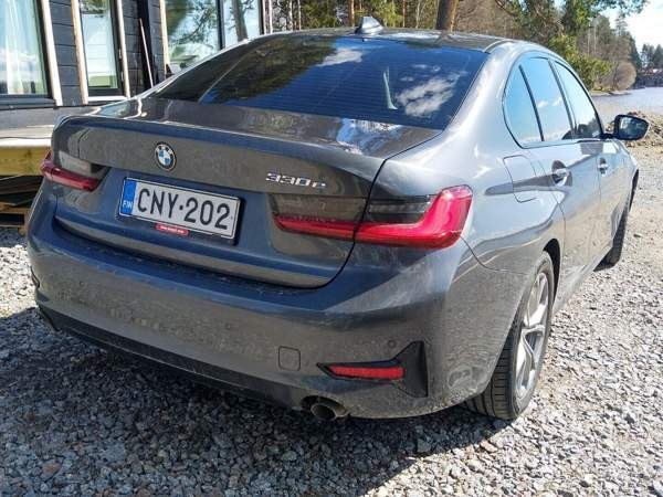 BMW 330 Kuopio - valokuva 1