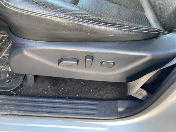 Nissan Navara Vantaa - valokuva 8