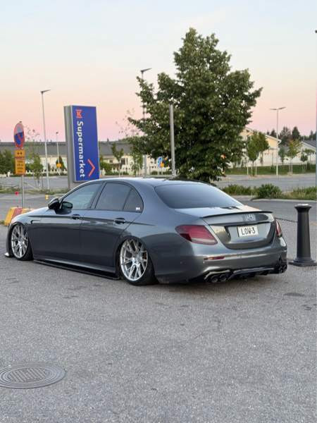 Mercedes-Benz E Järvenpää - valokuva 7