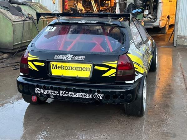 Honda Civic Ruokolahti - valokuva 4