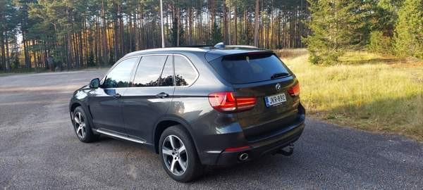 BMW X5 Sarov - valokuva 3