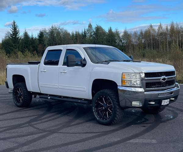 Chevrolet Silverado Tampere - valokuva 3