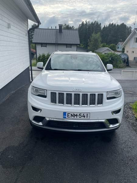 Jeep Grand Cherokee Yloejaervi – foto 1
