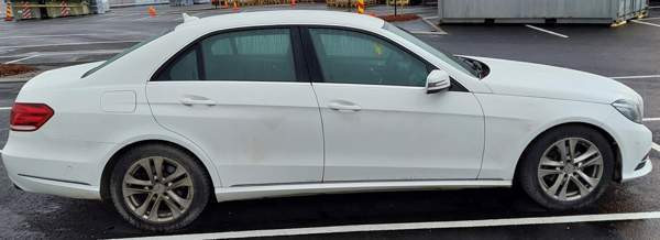 Mercedes-Benz E Хямеэнлинна - изображение 6