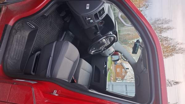 Volkswagen Caravelle Ugleural'skiy - photo 2