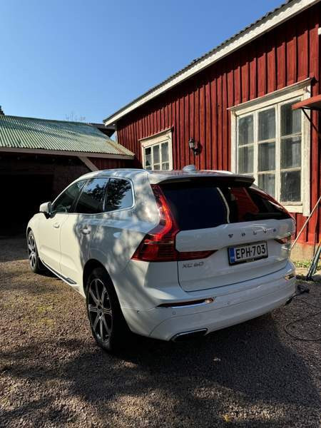 Volvo XC60 Jyväskylä - valokuva 2