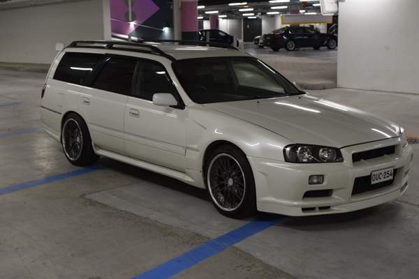 Nissan Stagea Espoo - valokuva 1