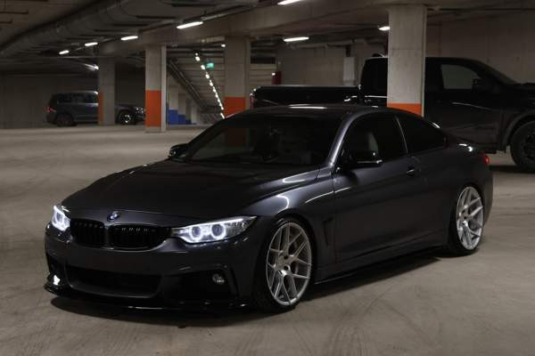 BMW 430 Kuusamo - valokuva 2