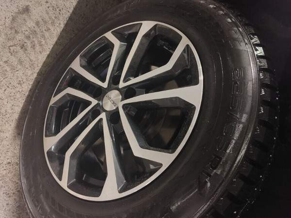 Toyota RAV4 Vantaa - valokuva 6