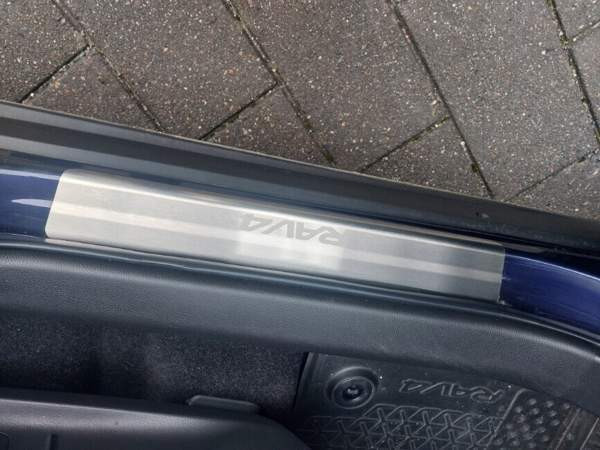 Toyota RAV4 Vantaa - valokuva 7