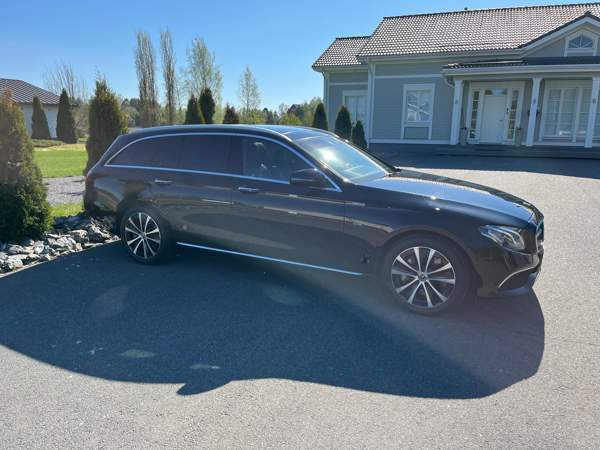 Mercedes-Benz E Laihia - photo 4