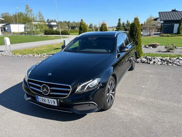 Mercedes-Benz E Laihia - photo 1