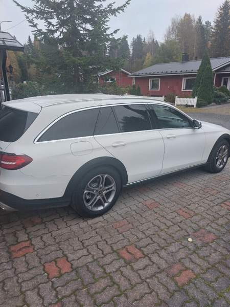 Mercedes-Benz E Pieksämäki - изображение 3