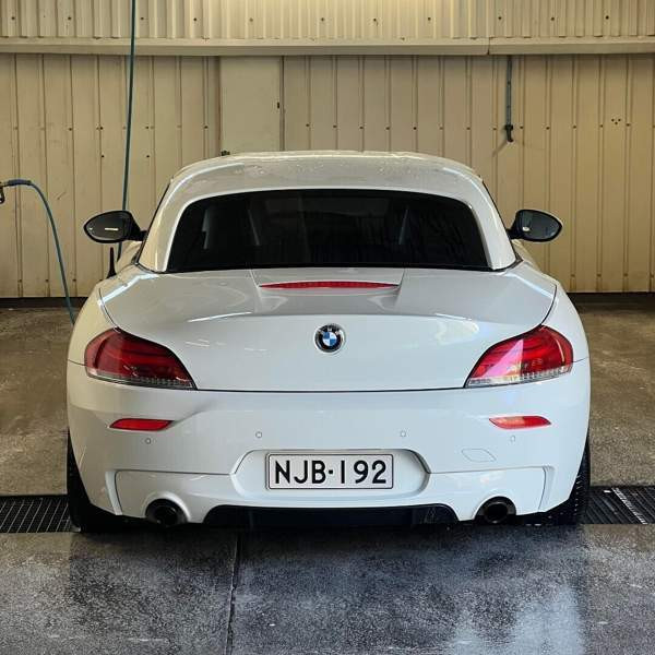 BMW Z4 Espoo - photo 3