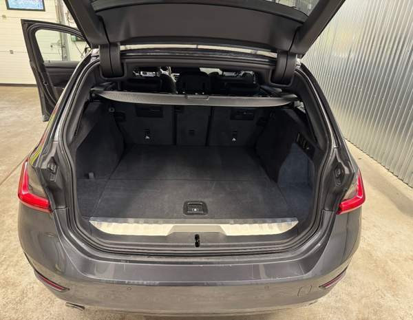 BMW 330 Pirkkala - valokuva 5