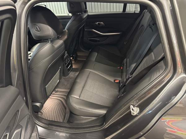 BMW 330 Pirkkala - valokuva 7