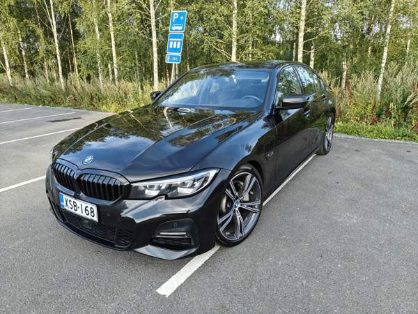 BMW 330 Хямеэнлинна - изображение 1
