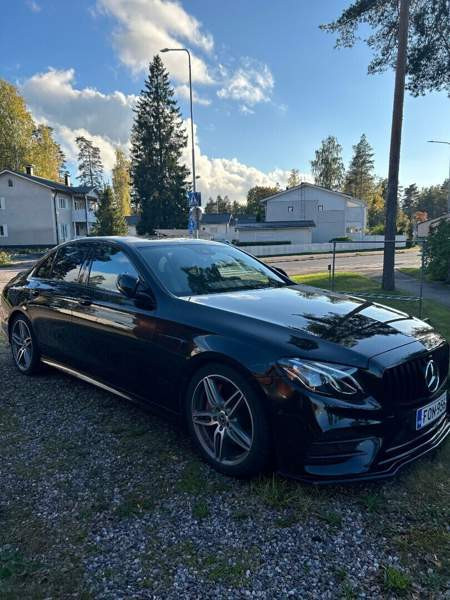 Mercedes-Benz E Хювинкяя - изображение 1