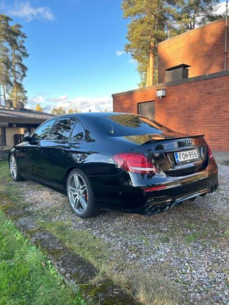 Mercedes-Benz E Хювинкяя - изображение 4