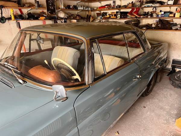 Mercedes-Benz 220 Tampere - valokuva 3