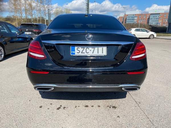 Mercedes-Benz E Vantaa - valokuva 4