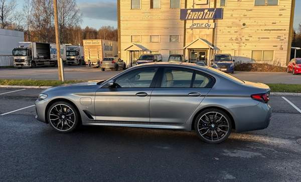 BMW 530 Tampere - valokuva 4