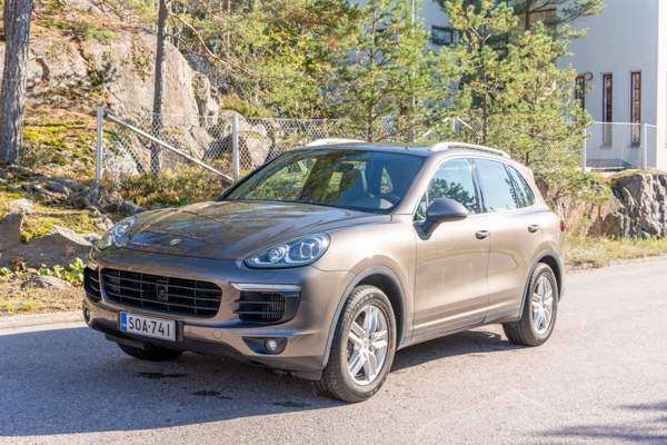 Porsche Cayenne Espoo - photo 1