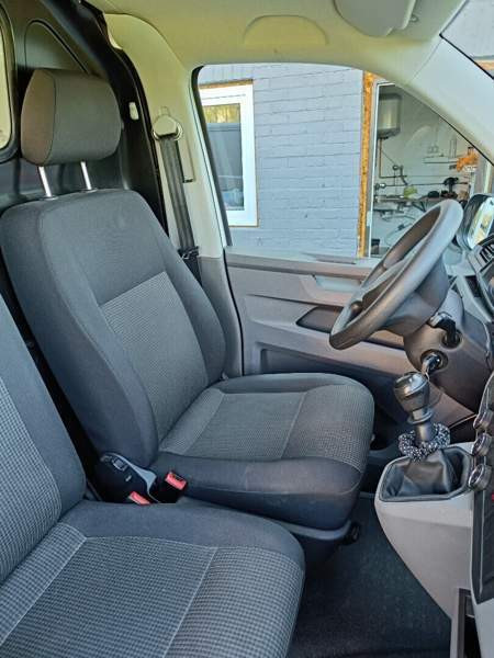 Volkswagen Transporter Jaemsae - valokuva 8