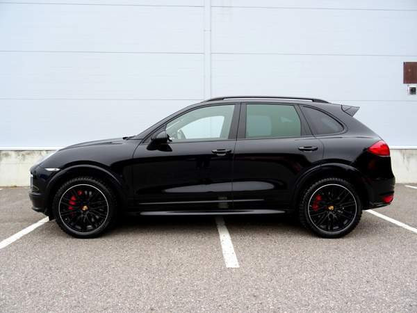 Porsche Cayenne Vantaa - photo 2