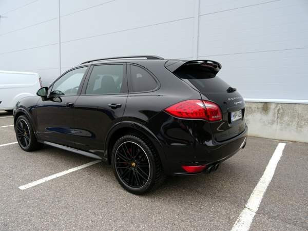 Porsche Cayenne Vantaa - photo 3