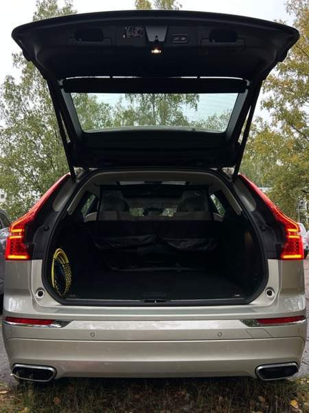 Volvo XC60 Espoo - valokuva 4