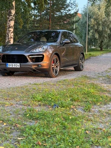 Porsche Cayenne Савонлинна - изображение 7