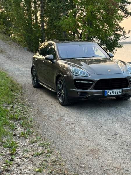 Porsche Cayenne Савонлинна - изображение 4