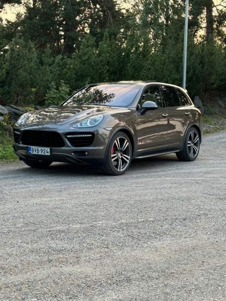 Porsche Cayenne Савонлинна - изображение 6