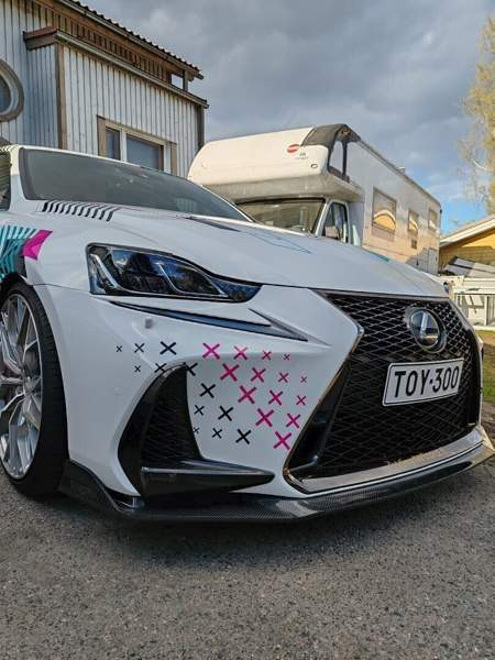 Lexus IS Helsinki - valokuva 2