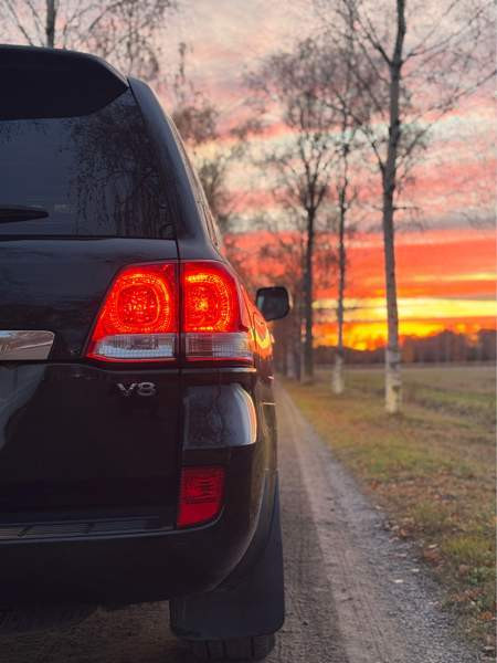 Toyota Land Cruiser Sarov - valokuva 7