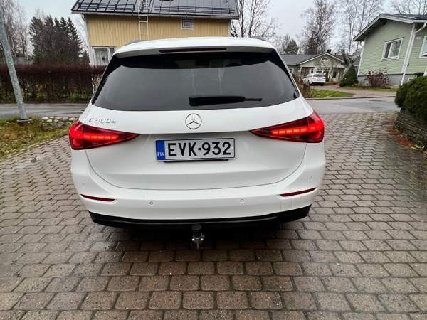 Mercedes-Benz C Керава - изображение 2