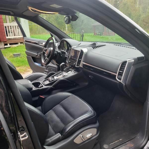 Porsche Cayenne Siuntio - valokuva 7