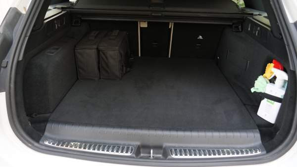 Mercedes-Benz C Вантаа - изображение 8