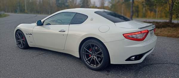 Maserati Granturismo Joensuu - valokuva 3