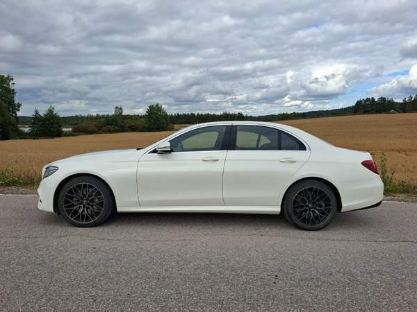 Mercedes-Benz E Kangasala - valokuva 3