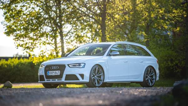 Audi RS4 Porvoo – foto 1